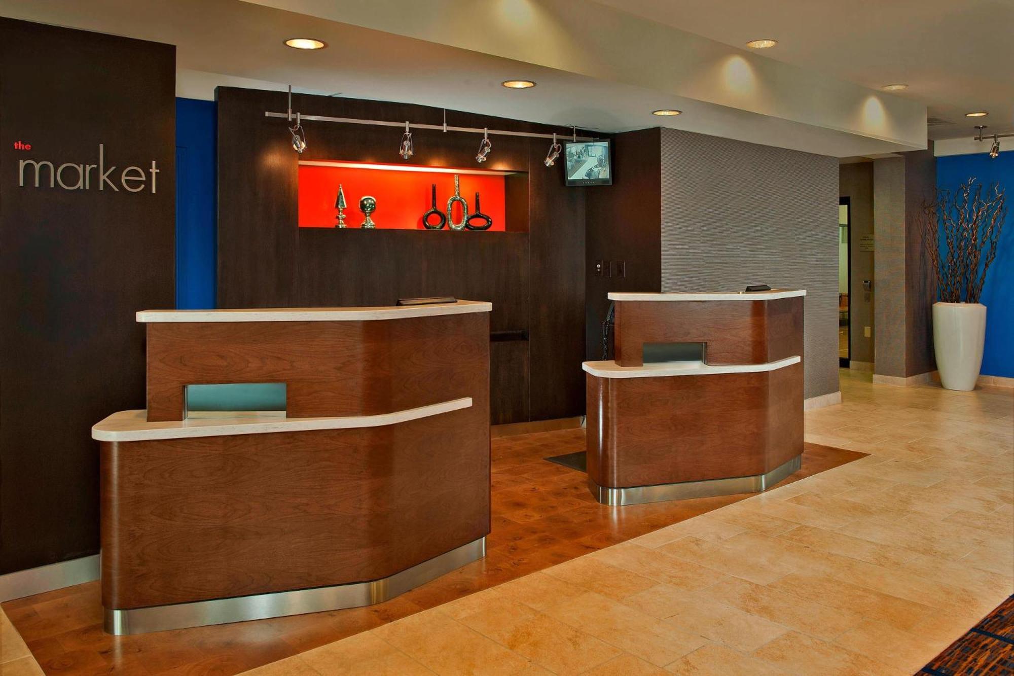 Hotel Courtyard By Marriott Frederick Exterior foto
